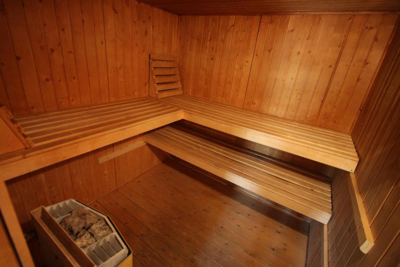 Appartement Met Eigen Sauna En Sport-En Spelruimte Ee Bagian luar foto